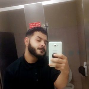 Meet your Posher, Justin